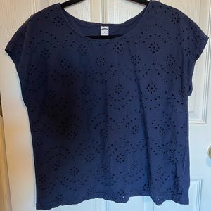 Old Navy Women’s shirt size medium